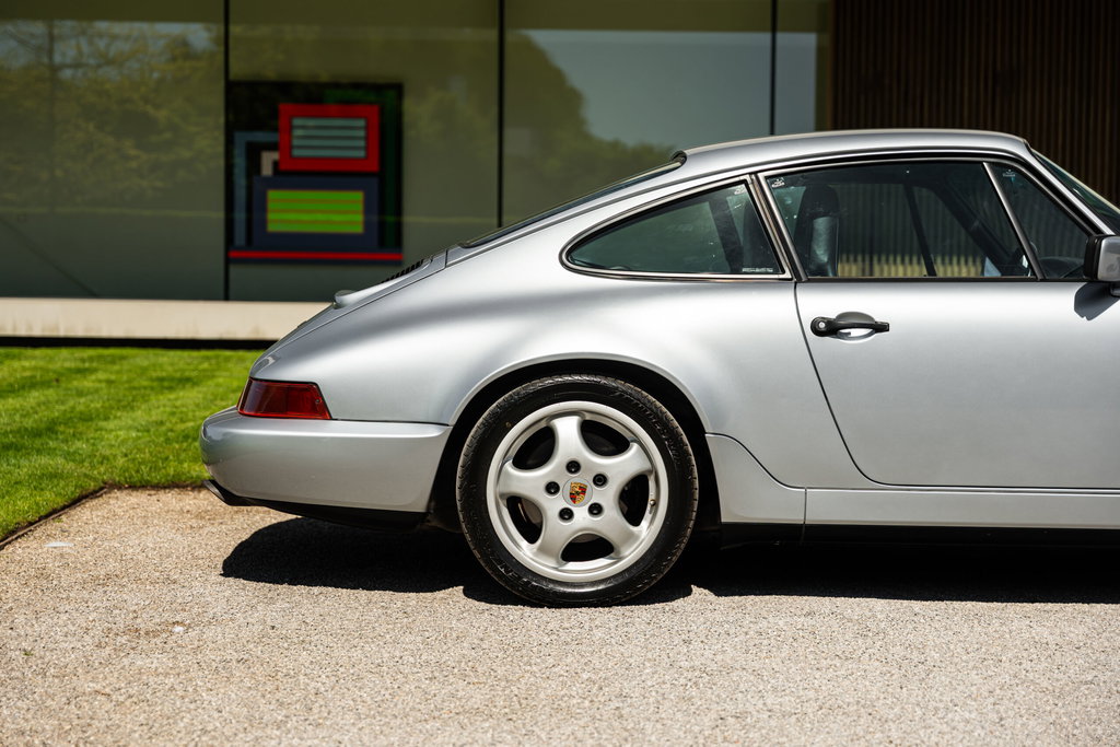 Porsche 964 Carrera 2