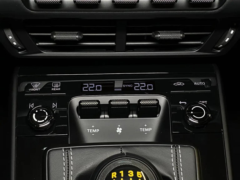 Porsche 992.2 GT3 Touring