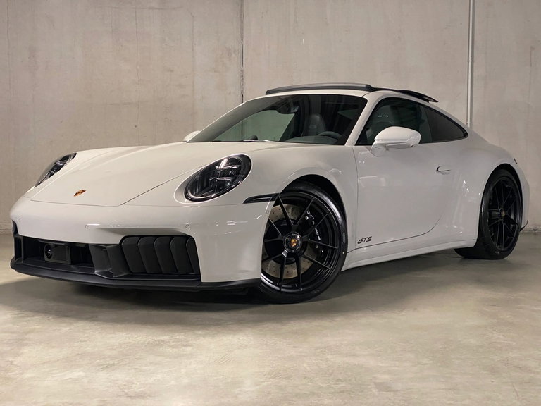 Porsche 992.2 Carrera GTS