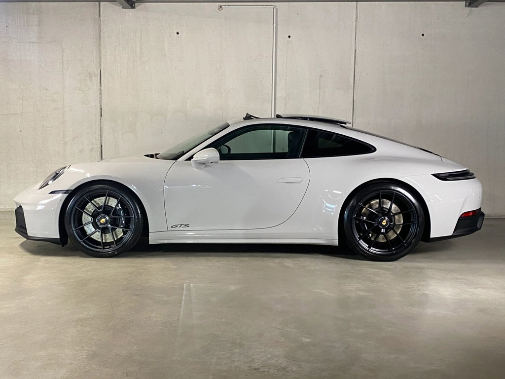 Porsche 992.2 Carrera GTS