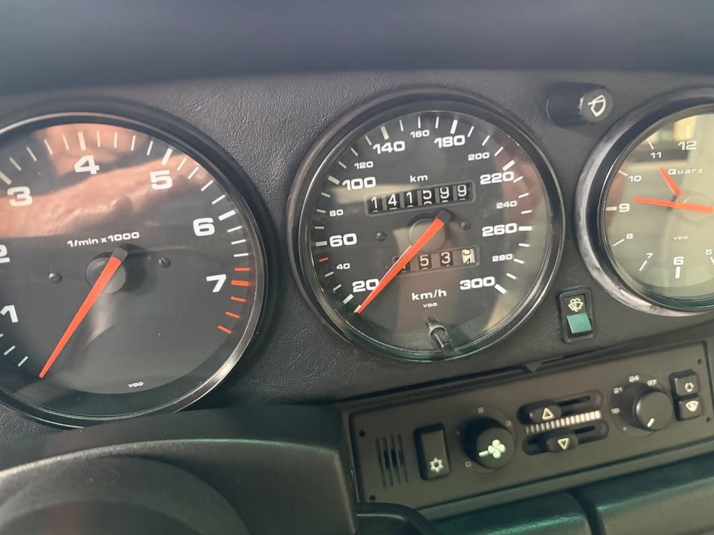 Porsche 964 Carrera 2