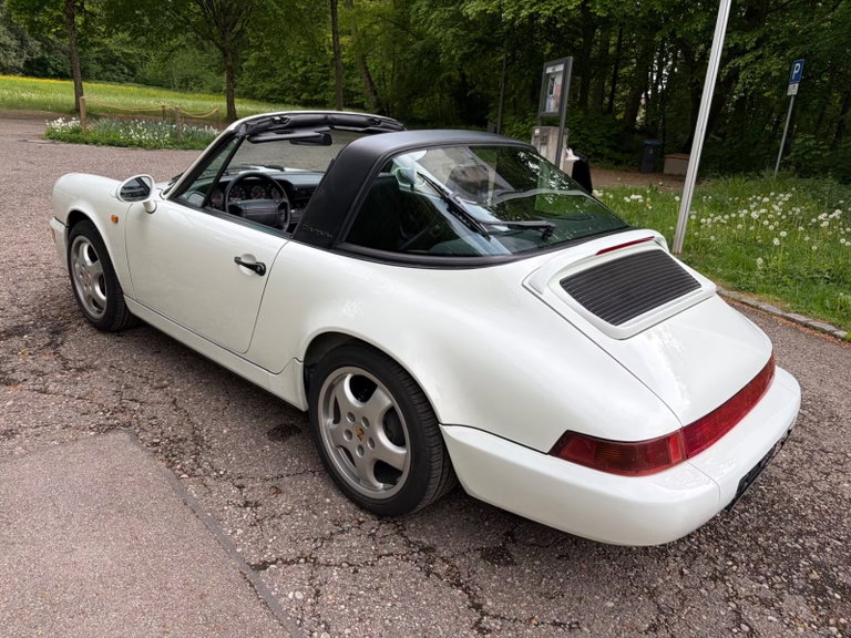 Porsche 964 Carrera 4
