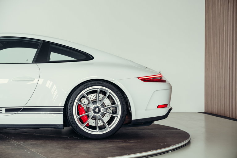 Porsche 991.2 GT3 Touring