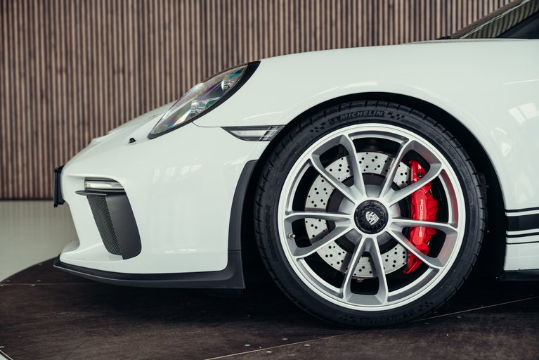 Porsche 991.2 GT3 Touring