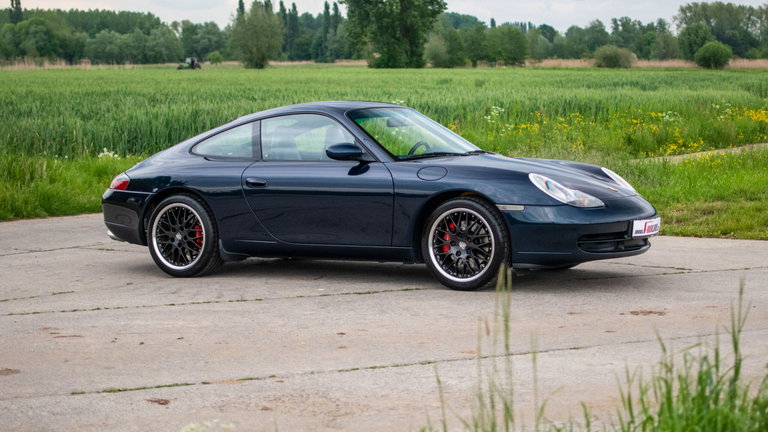 Porsche 996 Carrera