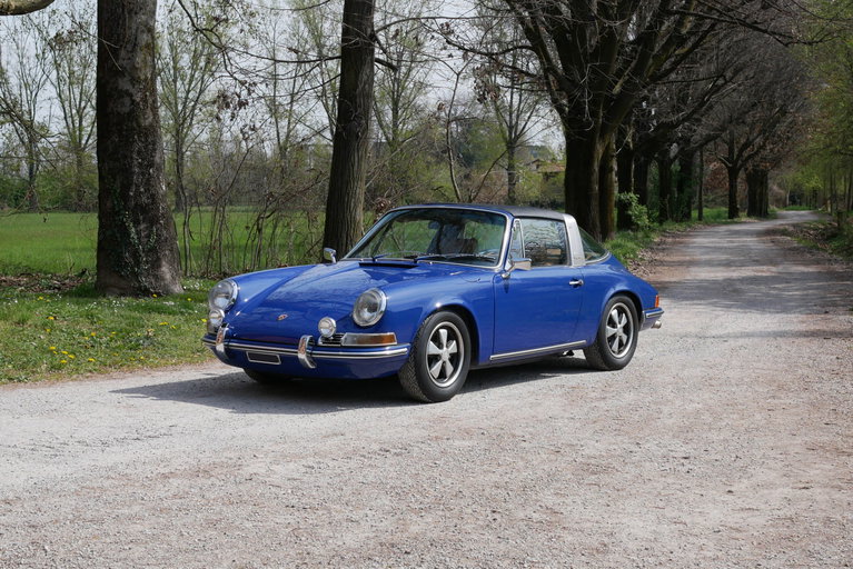 Porsche 911 T