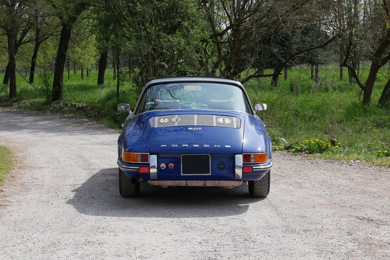 Porsche 911 T