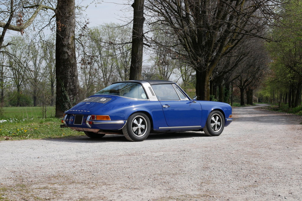Porsche 911 T