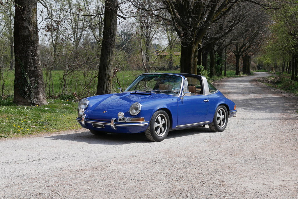 Porsche 911 T