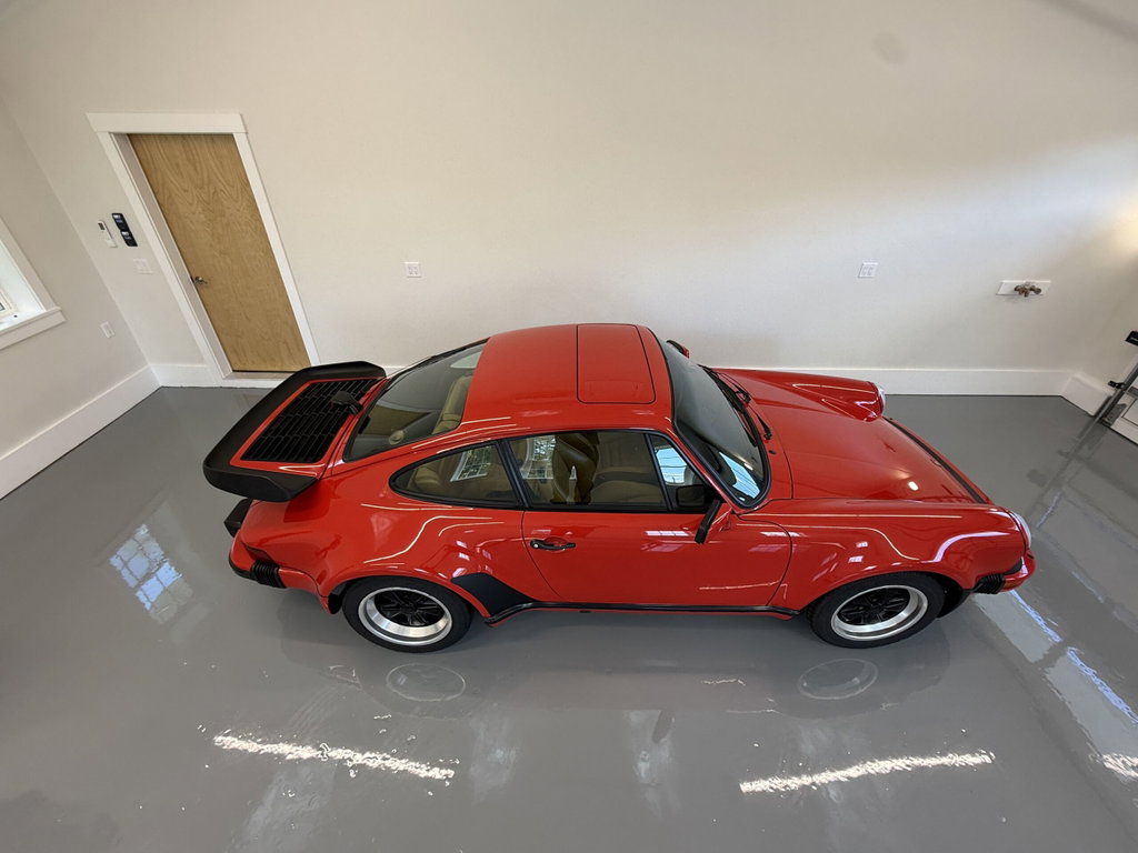 Porsche 911 Turbo 3.3 (US)