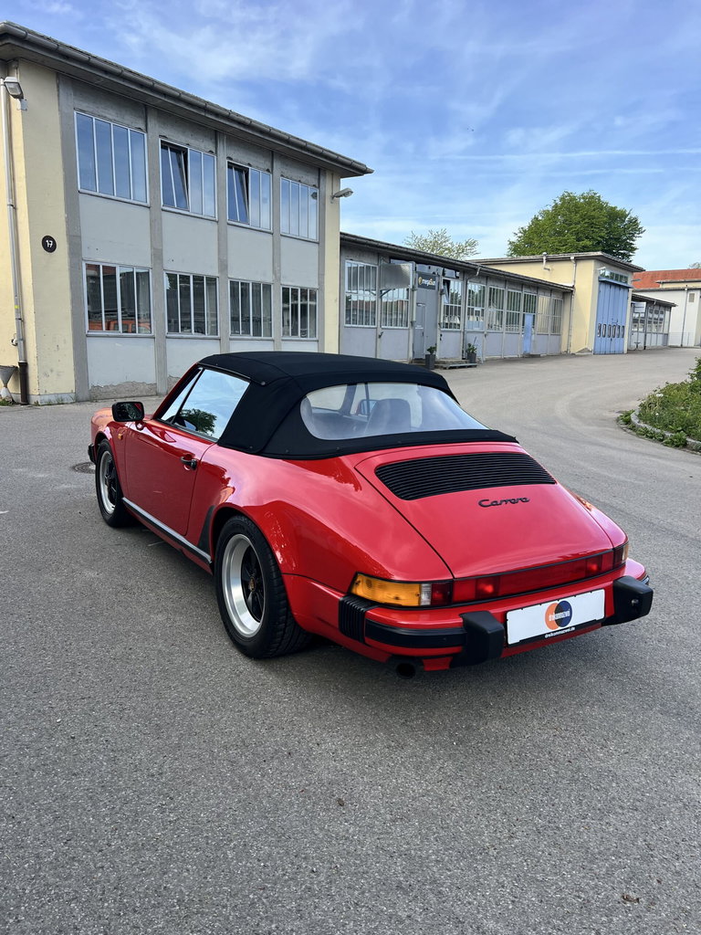 Porsche 911 Carrera 3.2