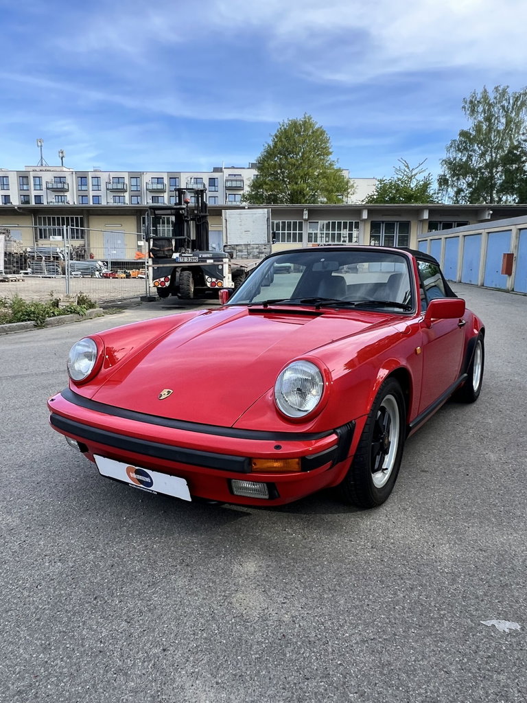 Porsche 911 Carrera 3.2