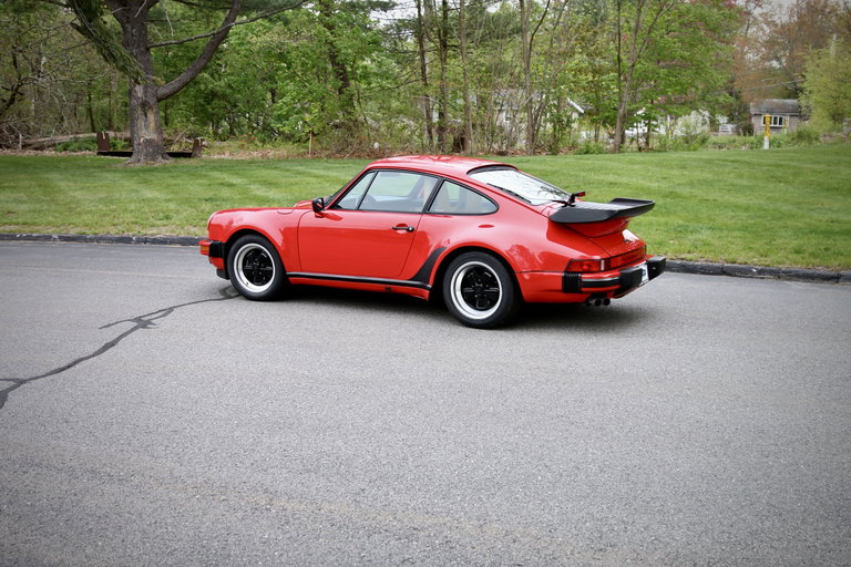Porsche 911 Turbo 3.3 (US)
