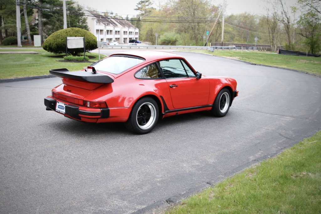 Porsche 911 Turbo 3.3 (US)