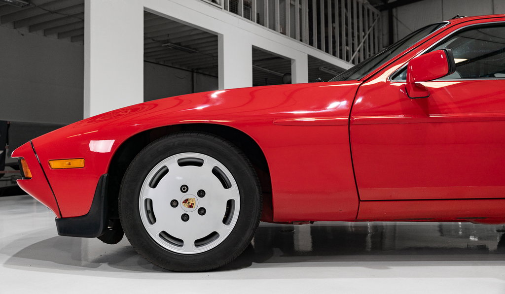 Porsche 928 S