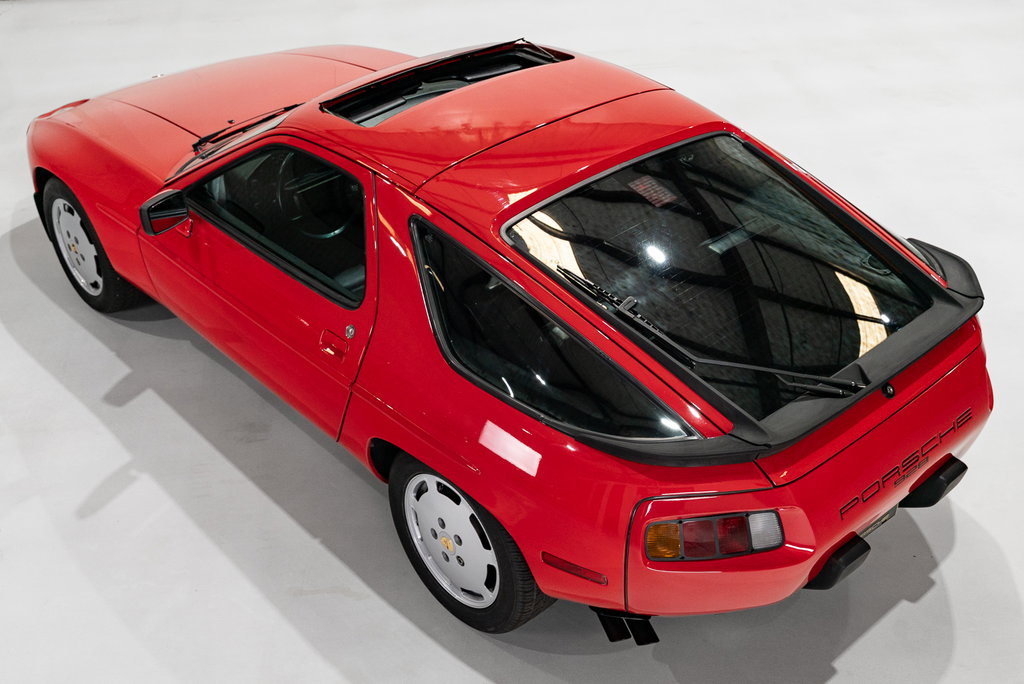 Porsche 928 S
