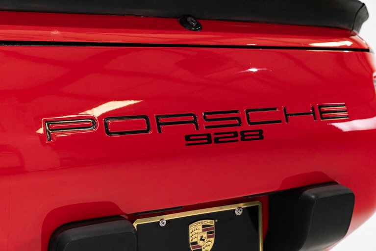 Porsche 928 S