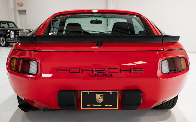 Porsche 928 S