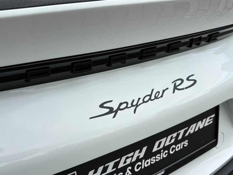 Porsche 718 Spyder RS