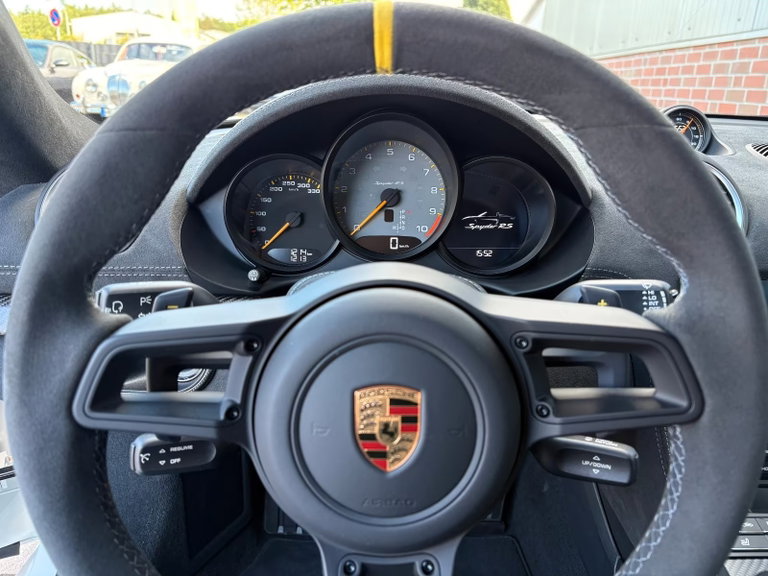 Porsche 718 Spyder RS