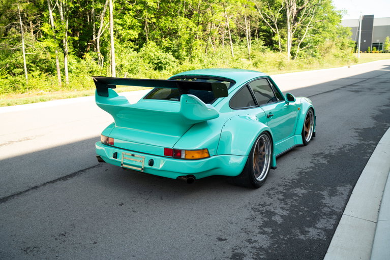 Porsche 911 by RWB