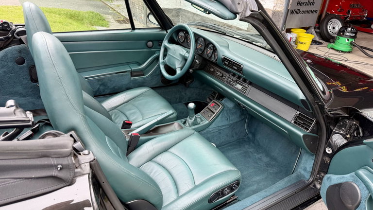 Porsche 993 Carrera 4