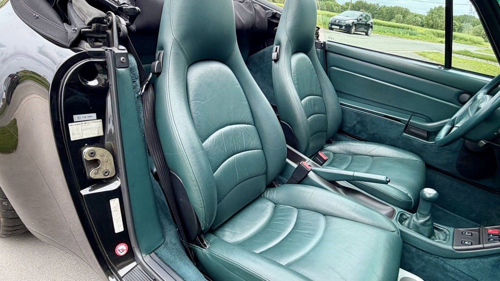 Porsche 993 Carrera 4