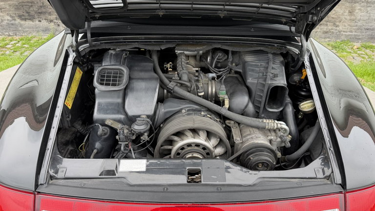 Porsche 993 Carrera 4