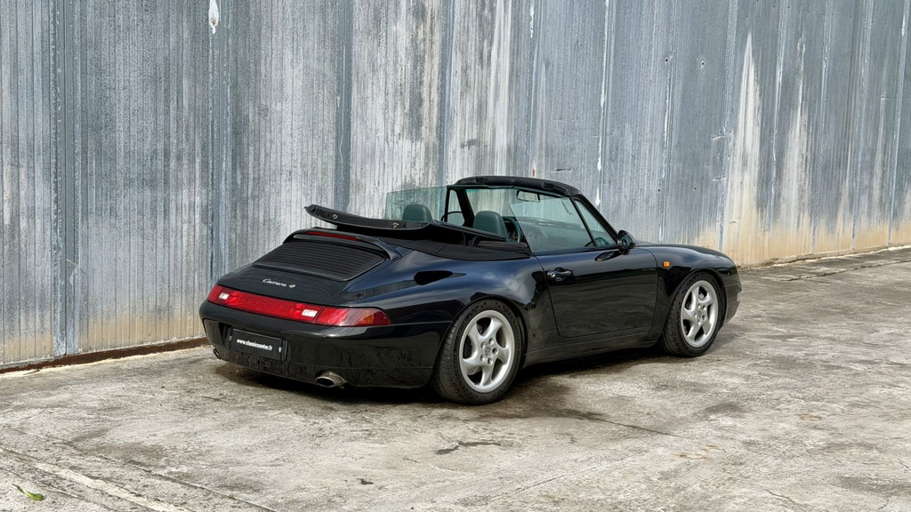 Porsche 993 Carrera 4