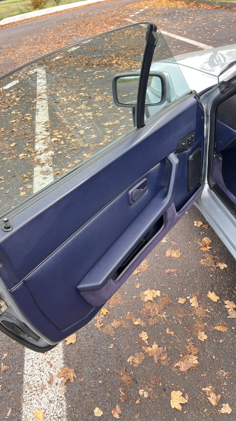 Porsche 944 Turbo Cabriolet