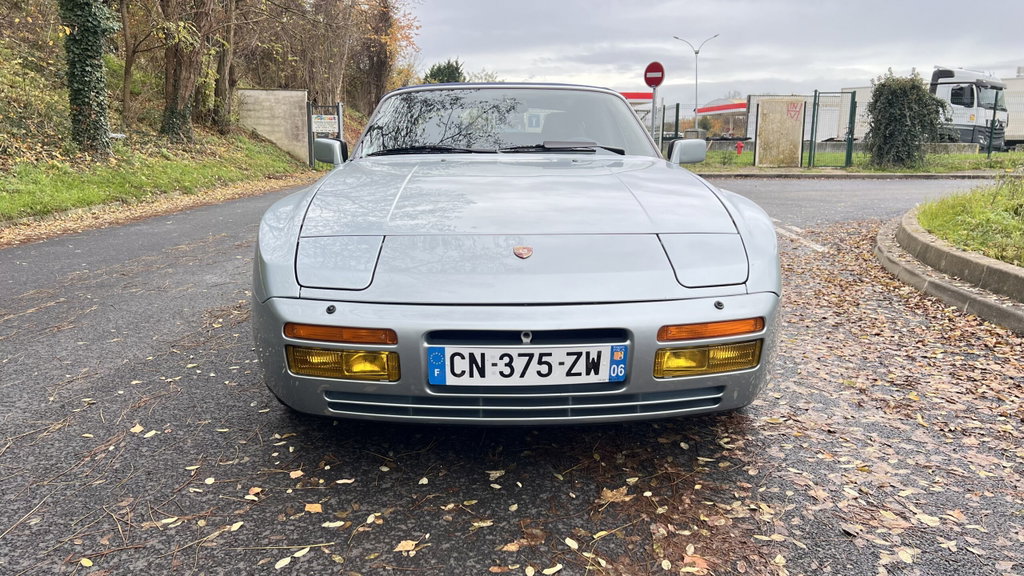 Porsche 944 Turbo Cabriolet