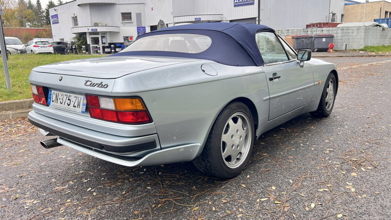Porsche 944 Turbo Cabriolet