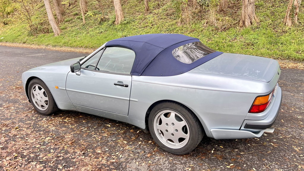 Porsche 944 Turbo Cabriolet