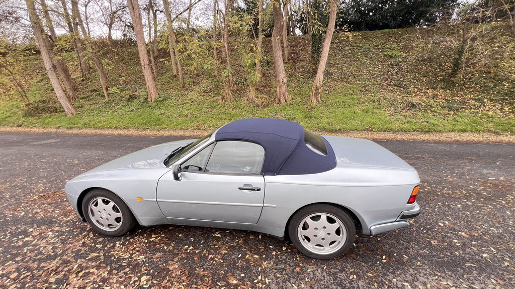 Porsche 944 Turbo Cabriolet