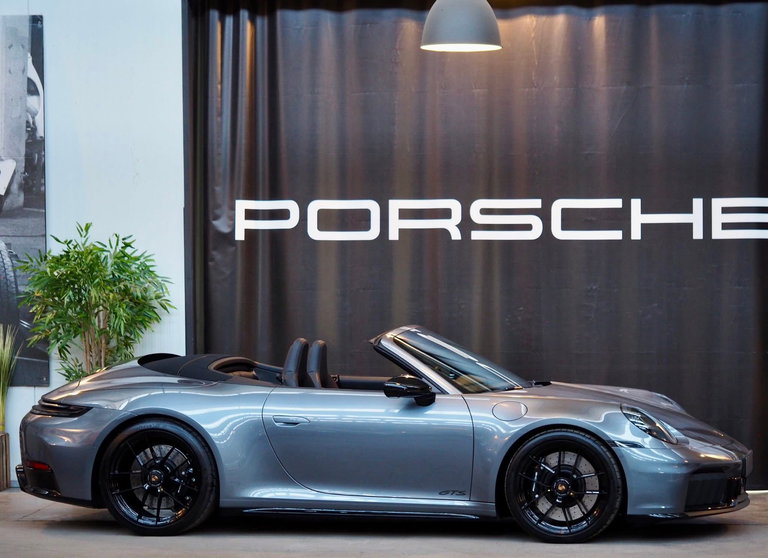 Porsche 992.2 Carrera 4 GTS