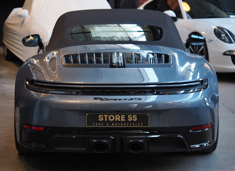 Porsche 992.2 Carrera 4 GTS