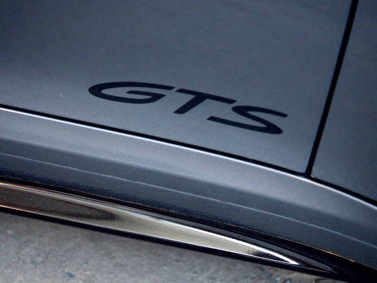 Porsche 992.2 Carrera 4 GTS