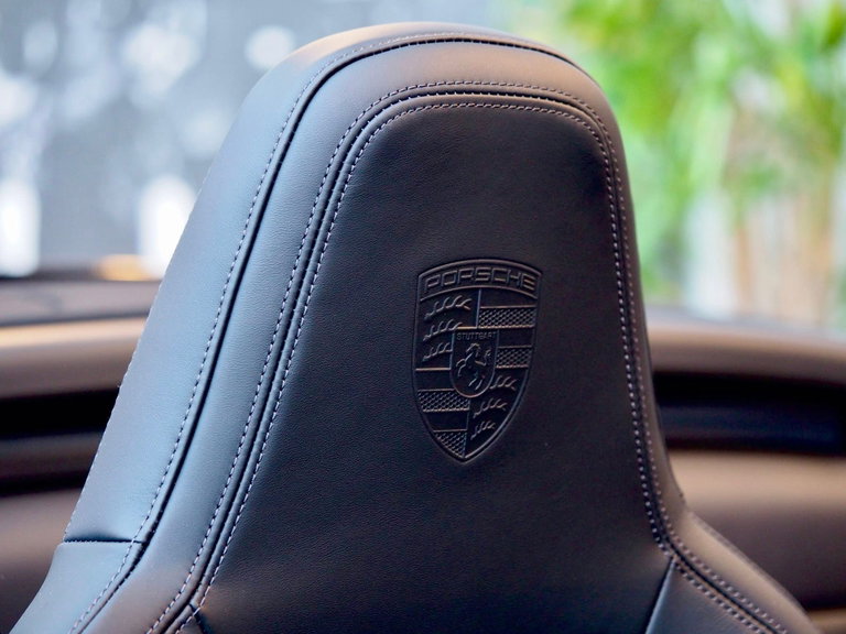 Porsche 992.2 Carrera 4 GTS