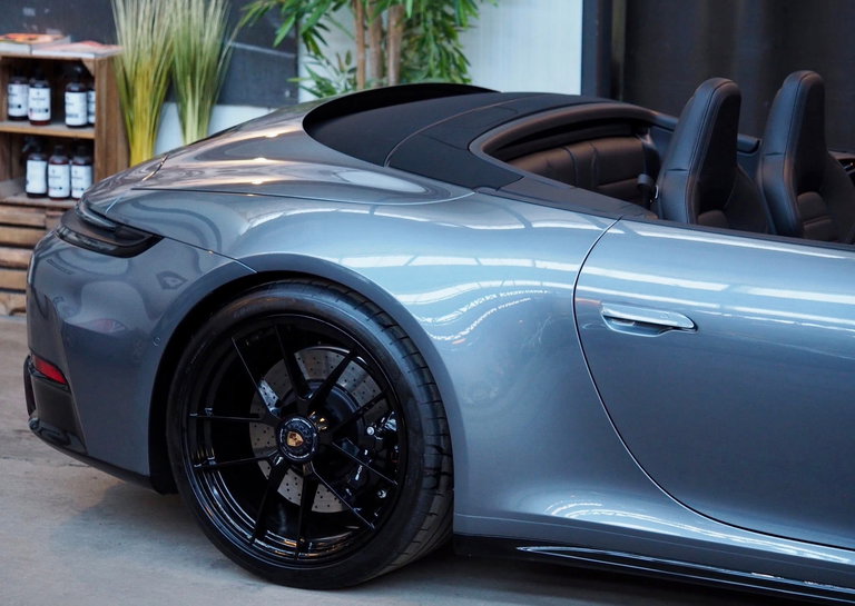 Porsche 992.2 Carrera 4 GTS