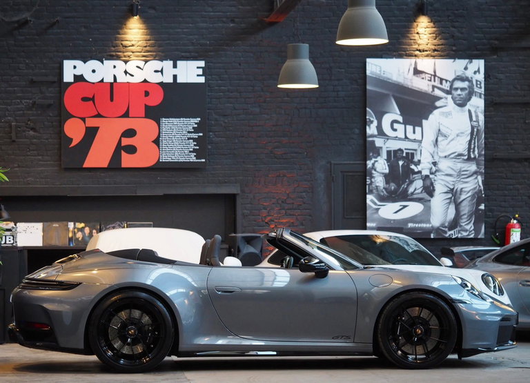Porsche 992.2 Carrera 4 GTS