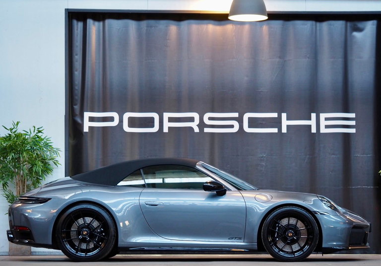 Porsche 992.2 Carrera 4 GTS