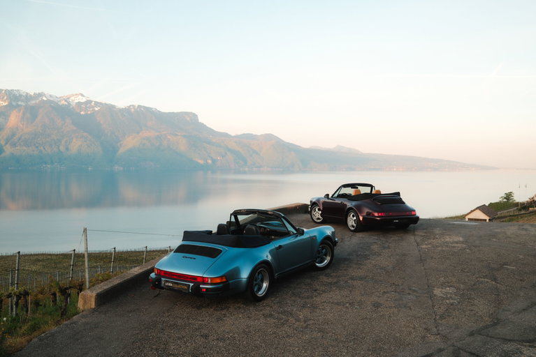 Two WTL Cabriolets in L999 special-order colours – Icons among themselves