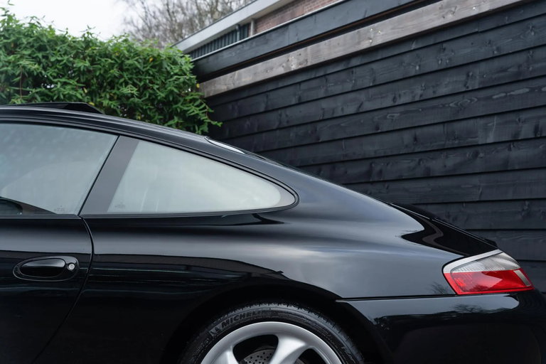 Porsche 996.2 Carrera
