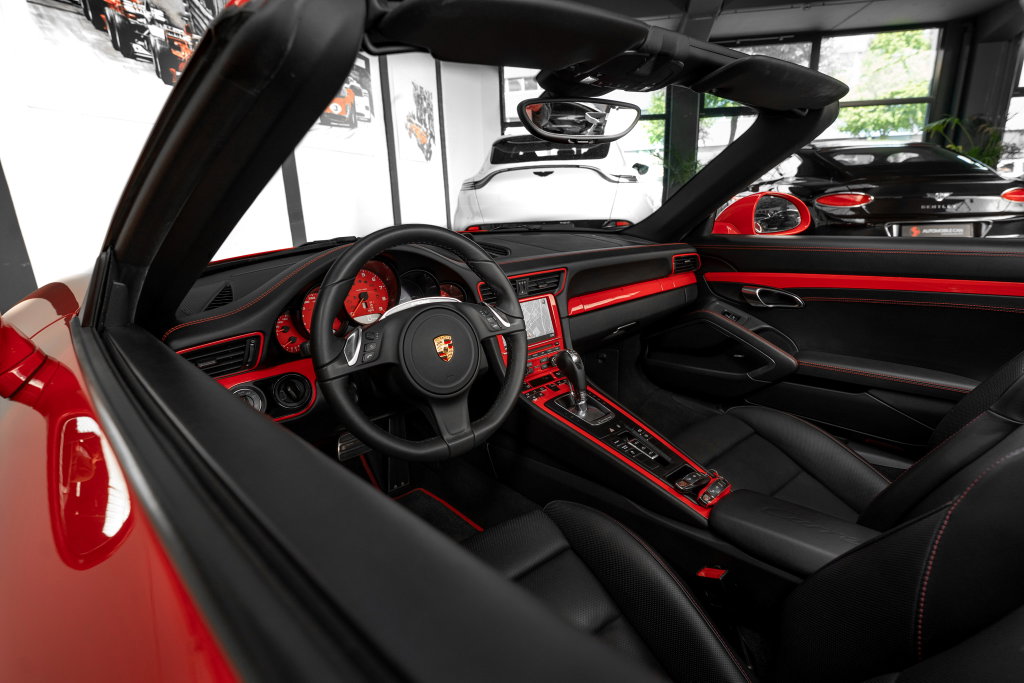 Porsche 991 Carrera 4