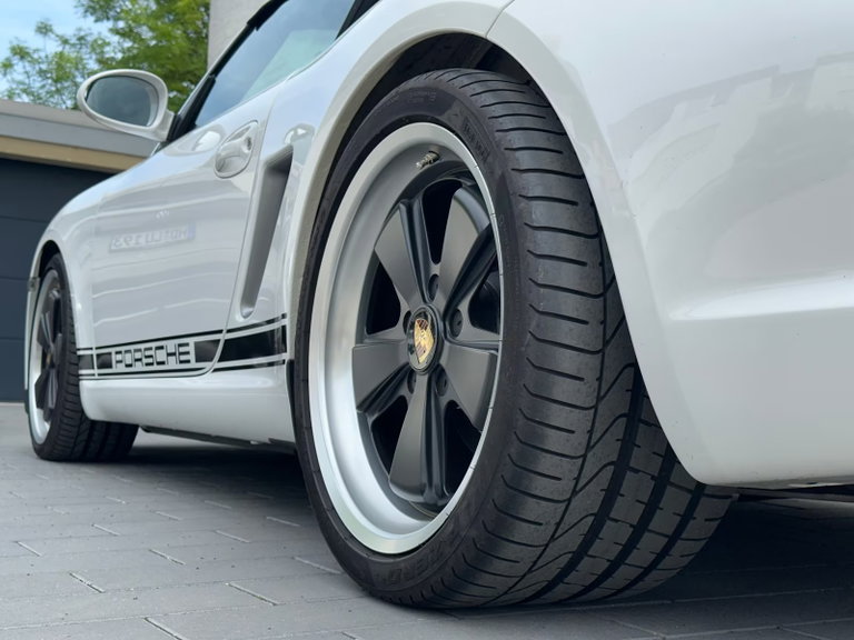Porsche 987 Boxster Spyder