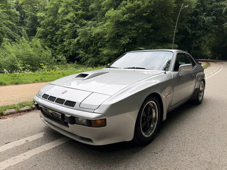 Porsche 924 Carrera GT
