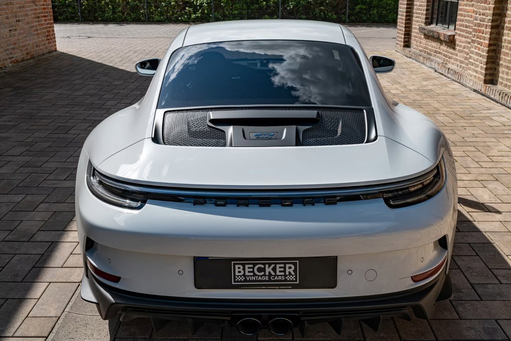 Porsche 992 GT3 Touring