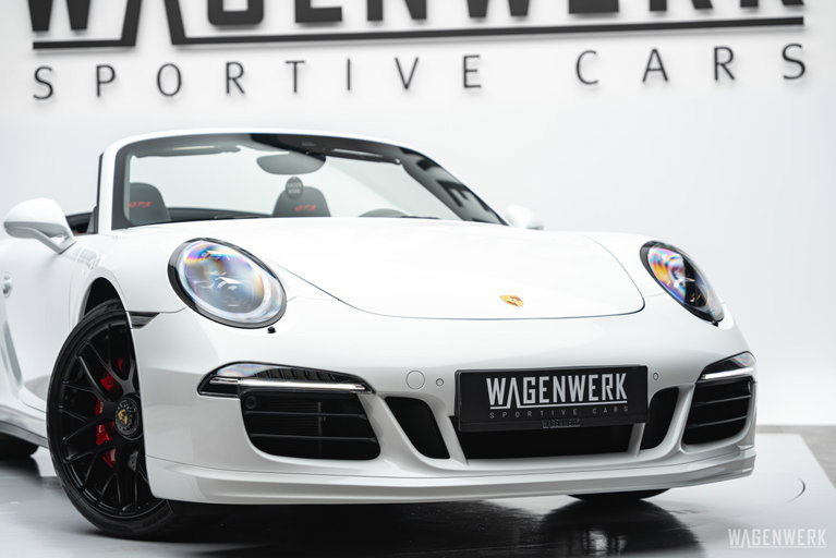 Porsche 991 Carrera GTS