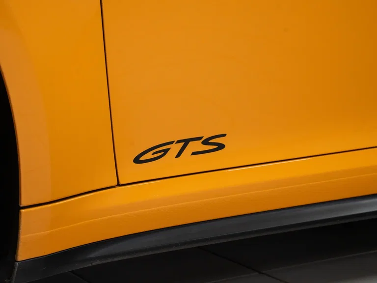 Porsche 992 Carrera GTS