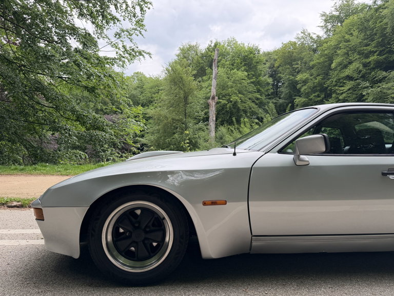 Porsche 924 Carrera GT